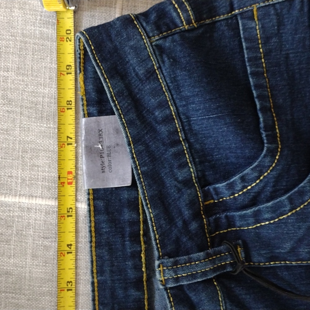 Crest Jeans Plus With Golden Back Embroidery Pockets. Size 23/24 Plus Stretch - Picture 12 of 13